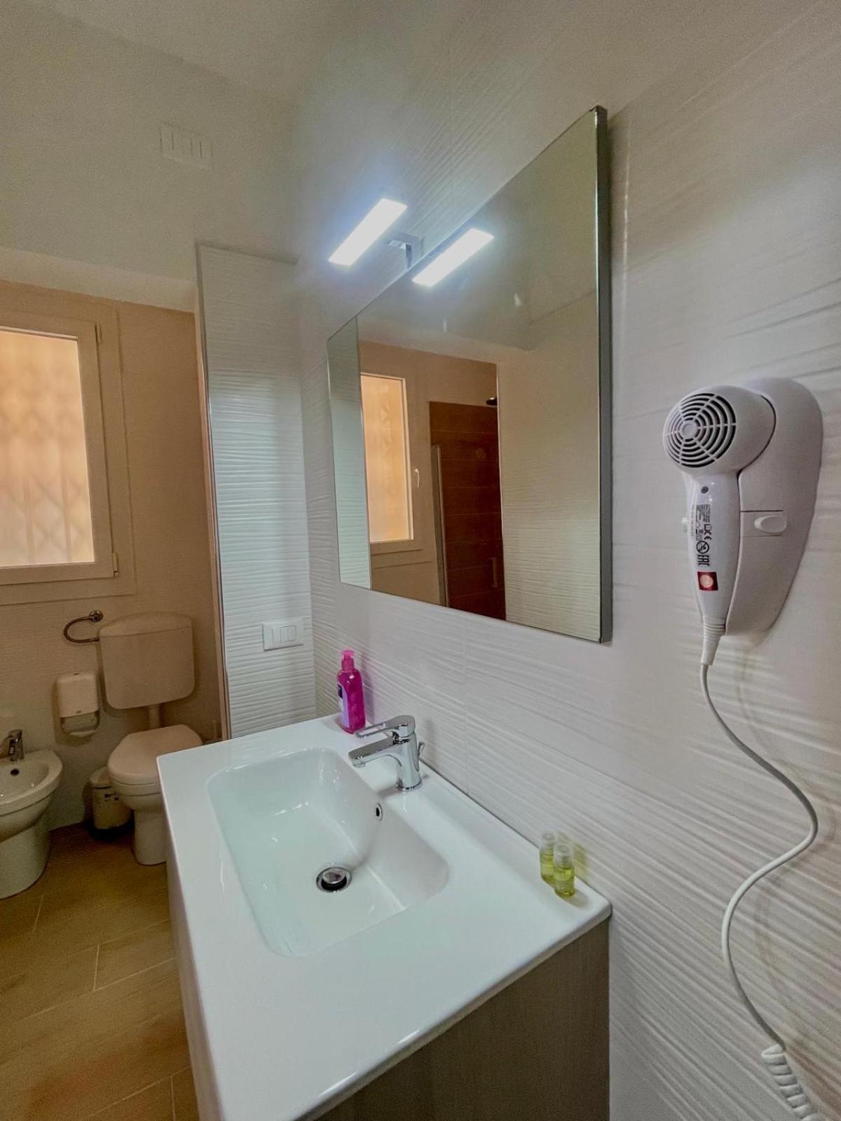 50 Tourist House Bologna - Pratello - Self Check-In Apartment Exterior photo